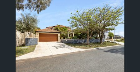 Spacious Family Living in a Quiet Mindarie Cul-de-Sac - Photo 4