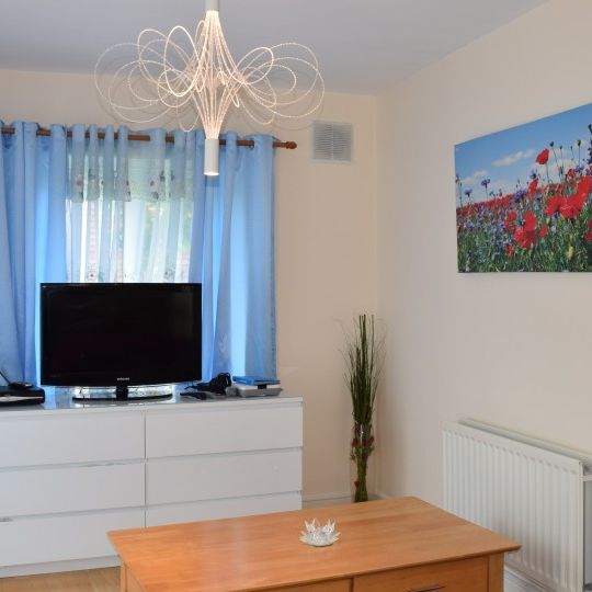 Interior room in shared apartment in Blanchardstown, Dublin - Photo 1
