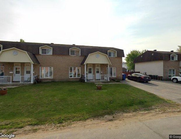 4 1/2 à Louer - Photo 1