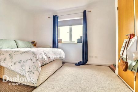 3 bedroom terraced house to rent - Photo 4