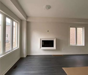 For Lease - 47 Trailbank Gardens, Hamilton, Ontario - Photo 1