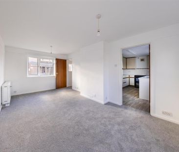 East Crescent, Dereham, Swanton Morley - Photo 5