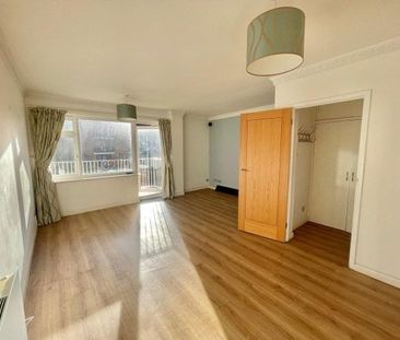 Sea Road, BH5 1BE, Bournemouth - Photo 1