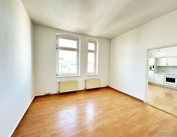 Helle 3-Zimmer-Wohnung mit Aufzug in zentraler Altstadtlage - Foto 1