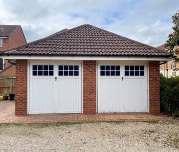 5 bedroom detached to let - Photo 2
