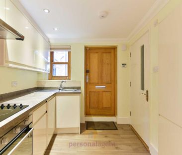 Studio to rent - Photo 2