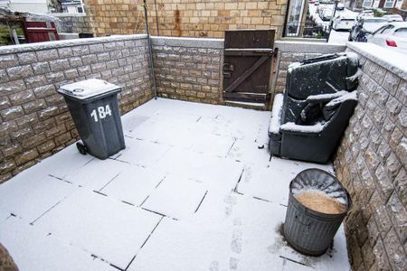 2 bedroom terraced house to rent - Photo 3