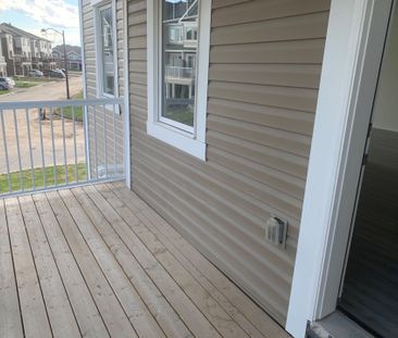 For Lease - 46 Squashberry Lane, Kanata, Ontario - Photo 5