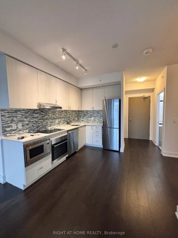 7 Kenaston Gardens #504 - Photo 5