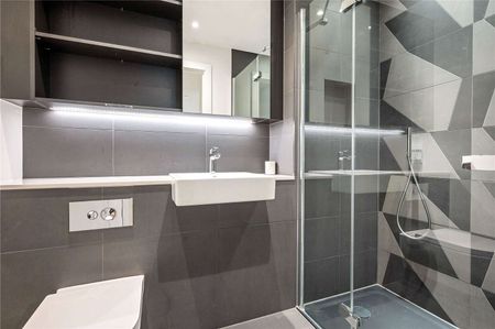 Three bedroom modern apartment near the City. - Photo 2