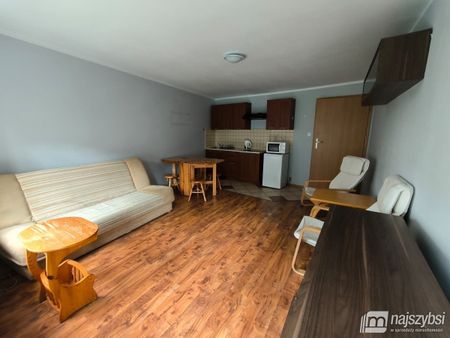 KOŁOBRZEG CENTRUM- mieszkanie na wynajem długoterminowy - Zdjęcie 4