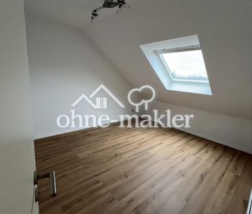 Moderne, frisch renovierte 3,5-Zimmer-Dachgeschosswohnung inklusive... - Photo 3