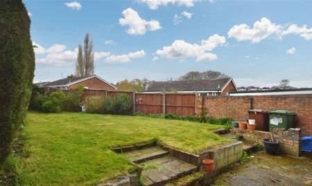 3 bedroom end of terrace house to rent - Photo 3