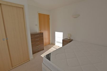 1 Bedroom Apartment - Photo 5