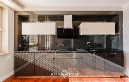 Warszawa, Śródmieście, Warszawa, Śródmieście, Grzybowska - Photo 4