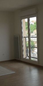 Location Appartement 1 pièce 33m² CORBEIL ESSONNES 91100 - Photo 3