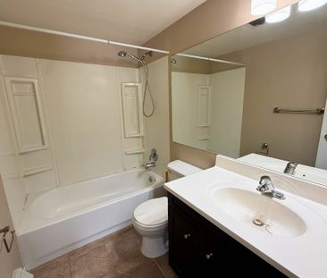 For Lease - 301 West Street Unit# 1, Orillia, Ontario - Photo 5