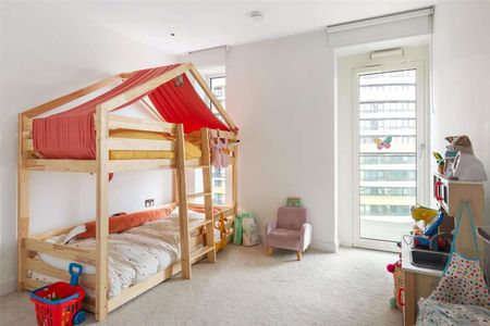 Contemporary two bedroom apartment in white city living - Photo 5