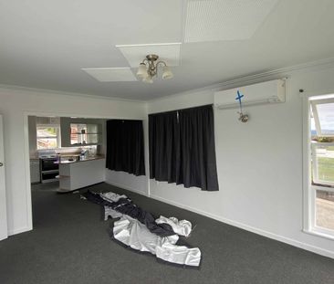 Family Home In Kamo - Photo 3