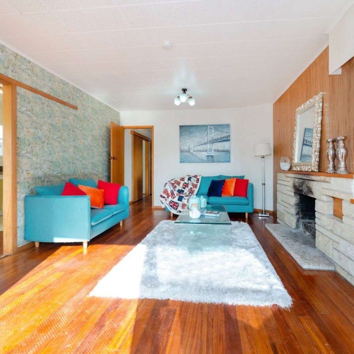 3 Spacious Rooms plus 3 utlity rooms - Photo 1