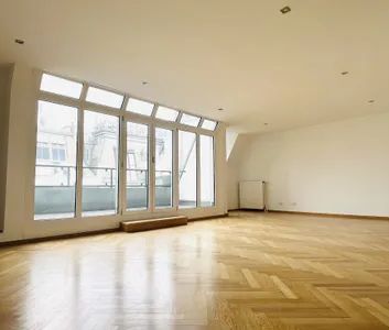 Kärnterstraße ! Elegante 5 Zimmer- Maisonette mit 2 Terrassen ! - Photo 1