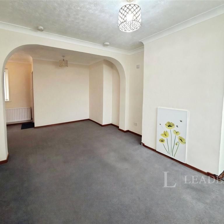 2 bedroom semi-detached house to rent - Photo 1