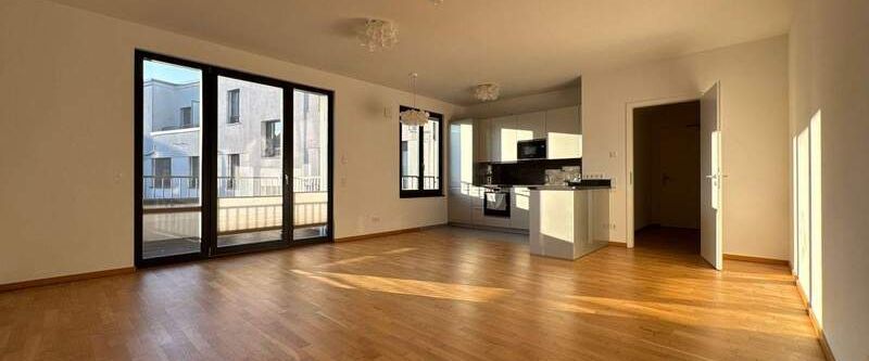 Exklusive Stadtwohnung mit Südwestbalkon und geräumiger Wohnküche ! - Foto 1