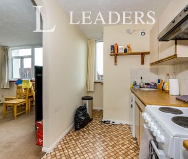 2 bedroom flat to rent - Photo 6