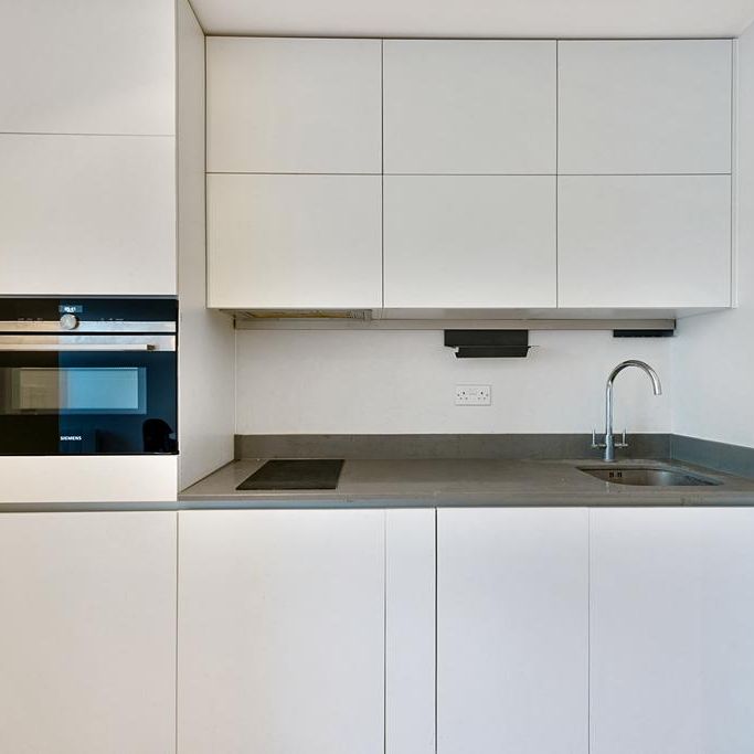 Studio to rent - Photo 1