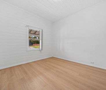 Renovated 2 Bedroom Home - Photo 4
