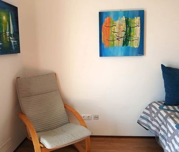 Furnished and equipped T0 flat next to Wisteria! - Photo 4