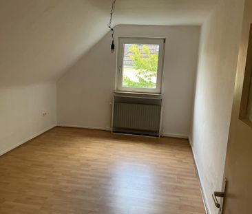 Schöne 2-Zimmer-Wohnung im Dachgeschoss in Wetter Alt-Wetter ab sof... - Photo 2