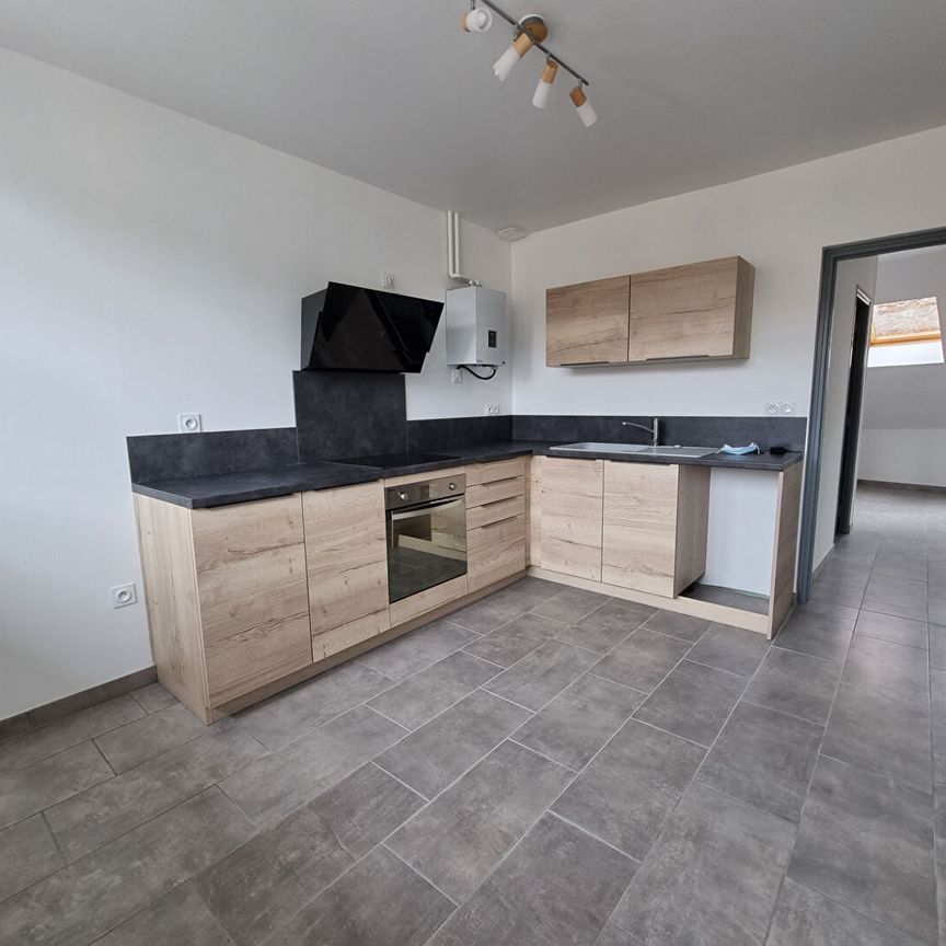 Location Maison 3 pièces 75m² - Photo 1