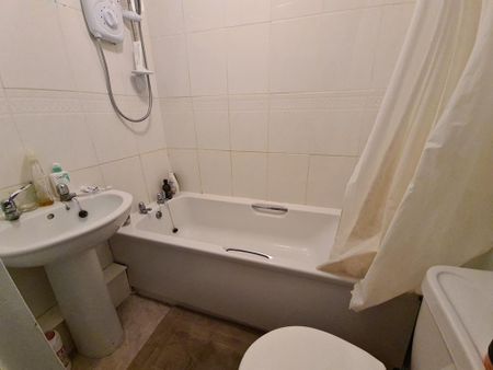 1 bedroom flat to rent - Photo 5