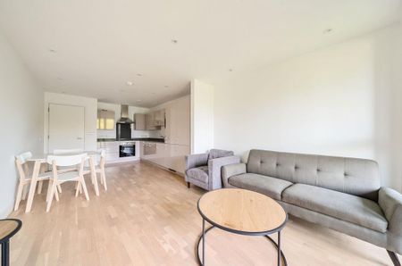 2 bedroom apartment to rent - Photo 4