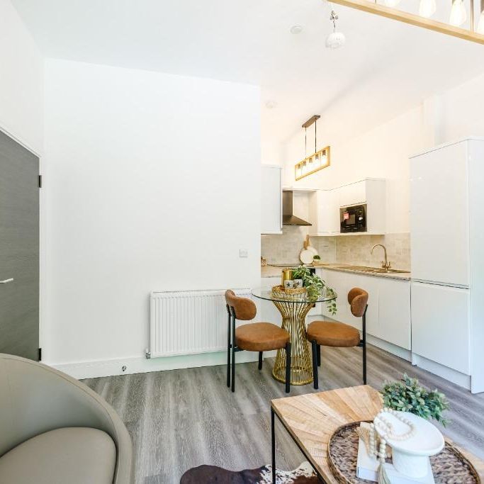 2 bedroom flat to rent - Photo 1