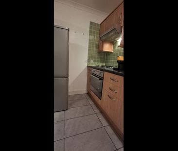 1 Bed Flat, Hampson Way, SW8 - Photo 3