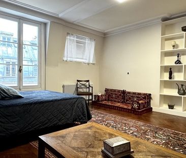 Appartement • Saint Philippe du Roule - Photo 6