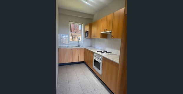 Fantastic two bedroom apartment with breathtaking city views - Photo 1