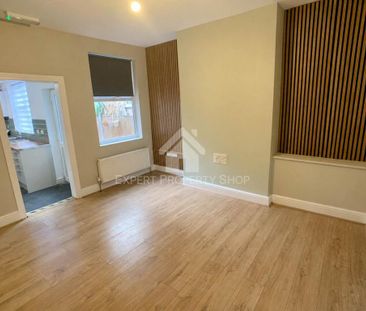 4 bedroom house to rent - Photo 1