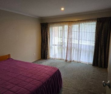 Red-beach 4 Bedrooms - Photo 5