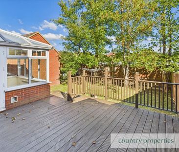 4 bedroom semi-detached house to rent - Photo 5
