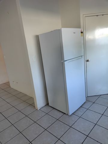 Bassendean - Photo 2