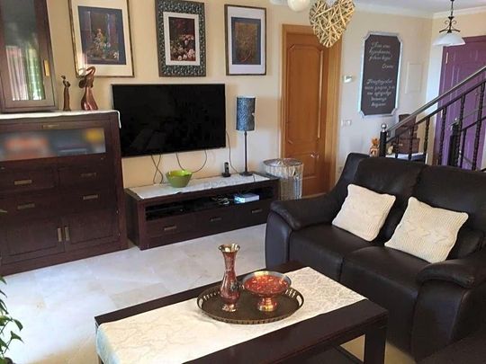 4 bedroom luxury Villa for rent in Castelldefels, Spain - Photo 1