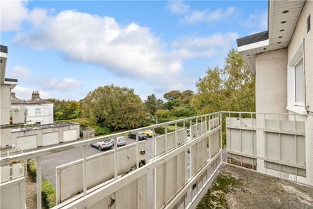 13 Cambria, De Vesci Court, Dun Laoghaire, Co. Dublin - Photo 3