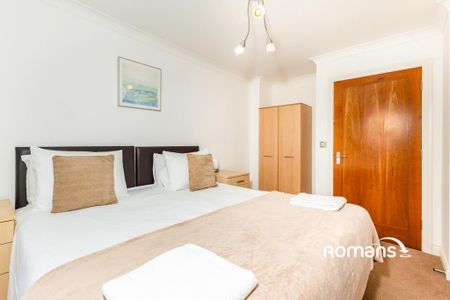 3 bedroom flat to rent - Photo 5