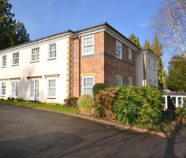 Worcester Road, Malvern - Photo 2