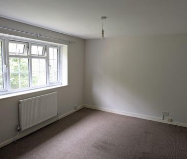 3 bedroom detached house to rent - Photo 3
