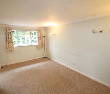 Limebush Close, New Haw - 1 bedroomProperty for lettings - Seymours - Photo 1