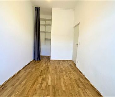 FELBERSTRASSE, SONNIGE 44 m2 Altbau, 1 Zimmer, Wohnküche, Wannenbad... - Photo 3